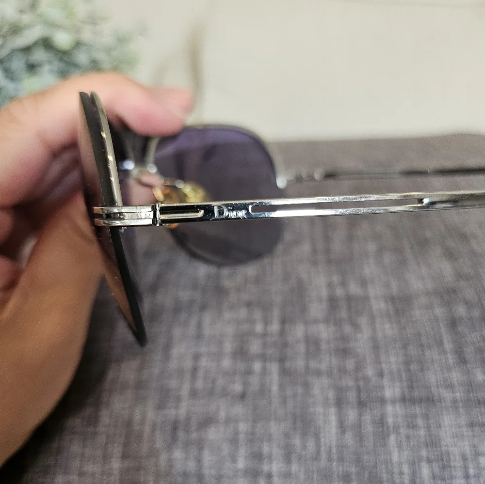 CHRISTIAN DIOR Silver and Black Aviator Sunglasses